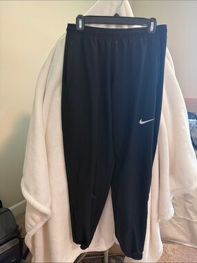 Nike Black Men’s Dri-Fit Joggers